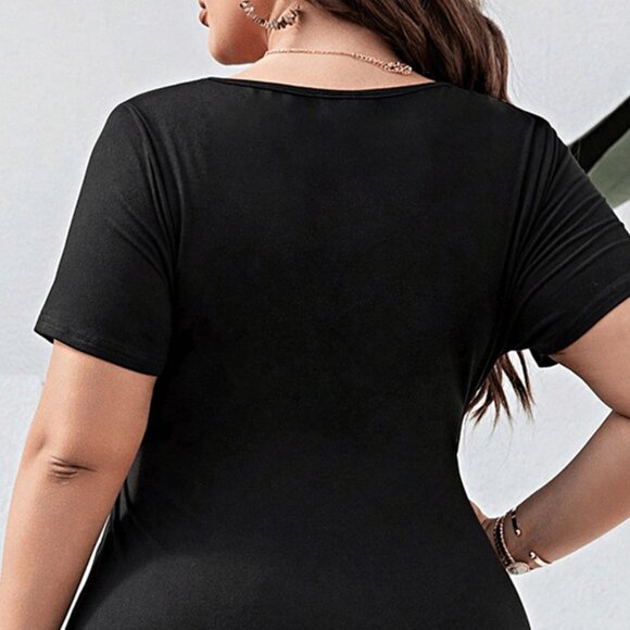 Plus Size Cutout Tie Front Short Sleeve Dress - Picture 7 of 8